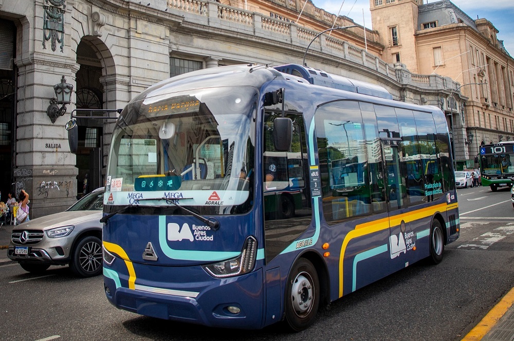 El e-Bus conecta Parque Lezama, el Centro y San Telmo con Retiro y la Terminal de Cruceros