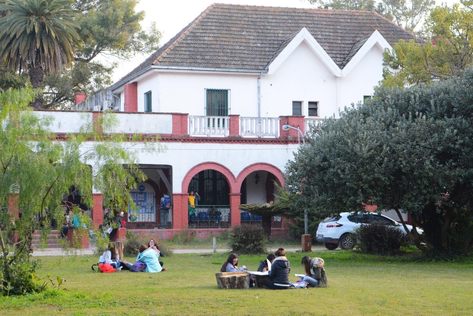 Inteligencia Artificial por primera vez se puede cursar una diplomatura en el PES de Escobar