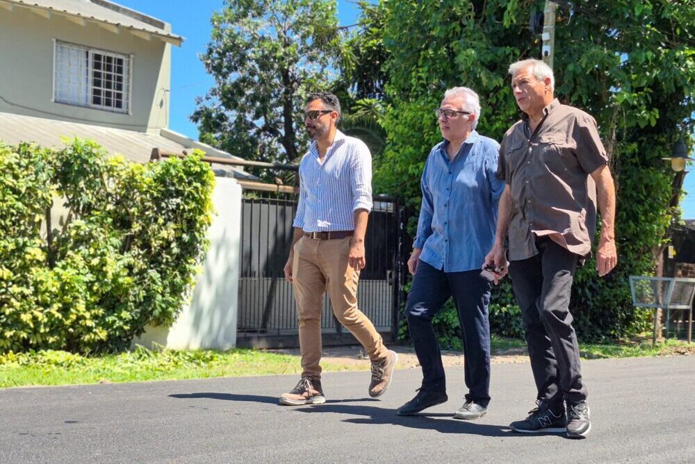 Julio Zamora supervisó la finalización de una obra de pavimentación en Don Torcuato