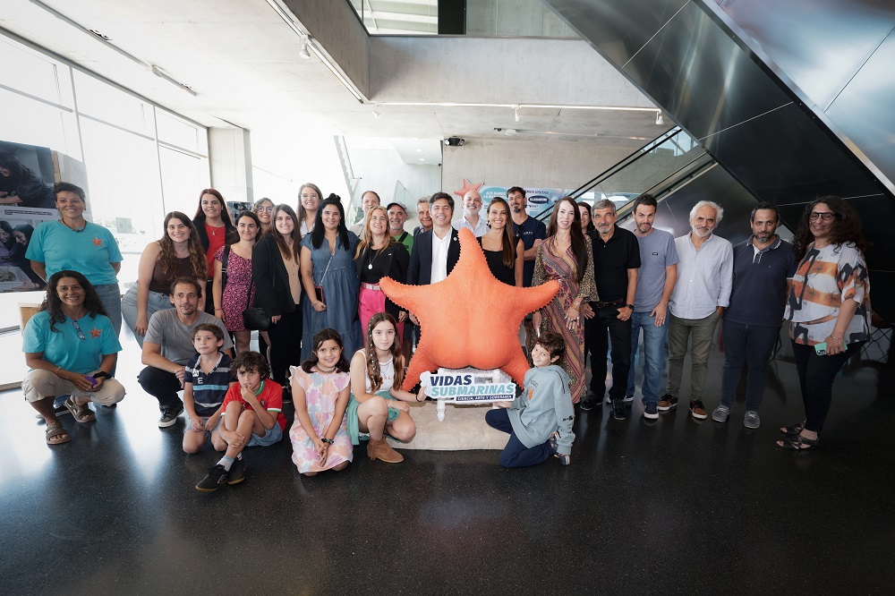 Kicillof recorrió la muestra Vidas submarinas ciencia, arte y soberanía en el Museo MAR de Mar del Plata