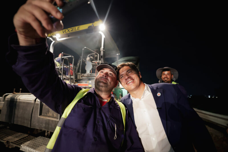 Kicillof recorrió la obra del cuarto carril de la Autopista Buenos Aires - La Plata