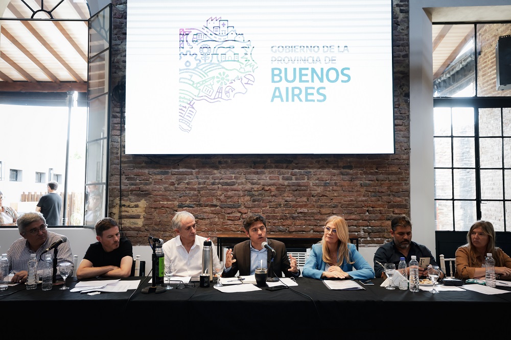 Kicillof se reunió con empresarios y representantes de distintos sectores productivos