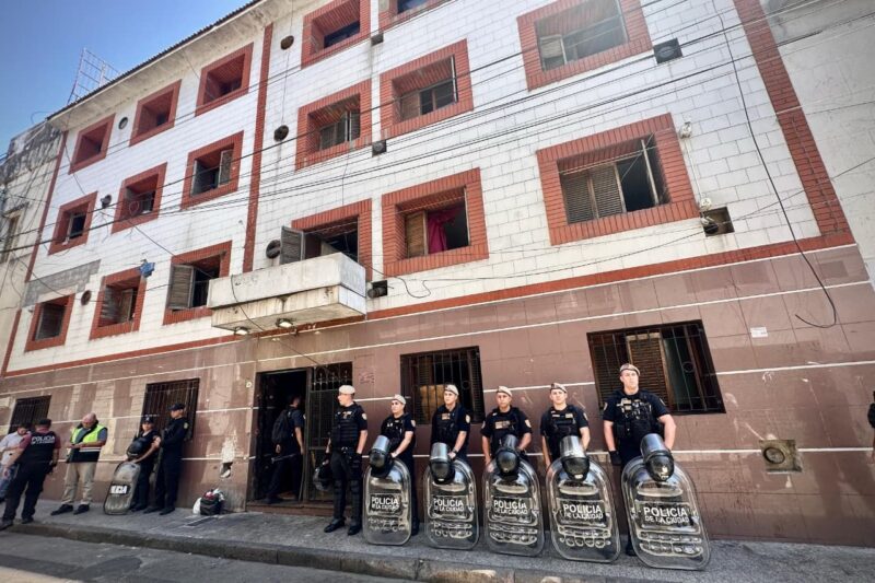 La Ciudad recuperó en Constitución un hotel usurpado que era una cueva de delincuentes