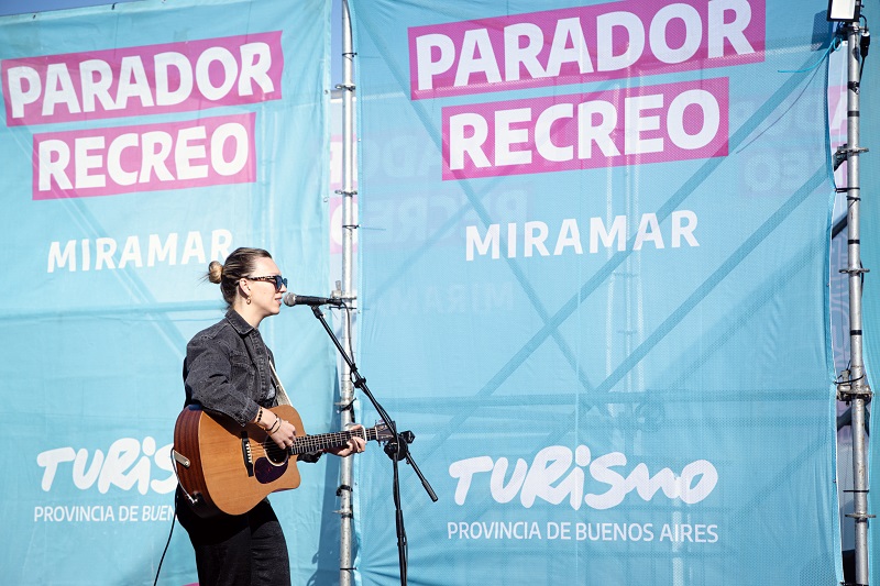 La Provincia inauguró los paradores ReCreo en Miramar y Villa Gesell