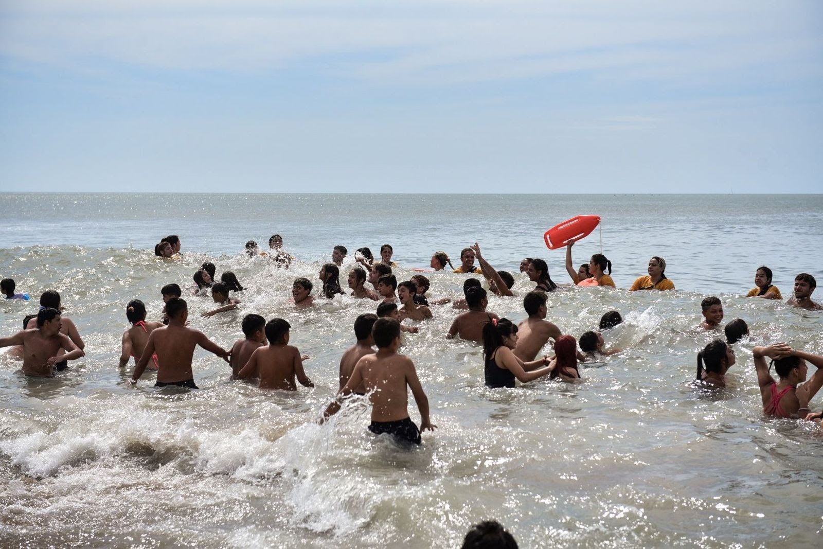 Mi Primer Viaje al Mar: 180 chicos y chicas del distrito viajan a Villa Gesell
