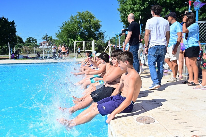 Miles de vecinos y vecinas ya disfrutan de una nueva edición de la Colonia de Verano en Escobar