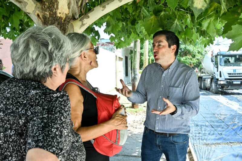 Nardini supervisó el avance de obra de la calle Cochabamba