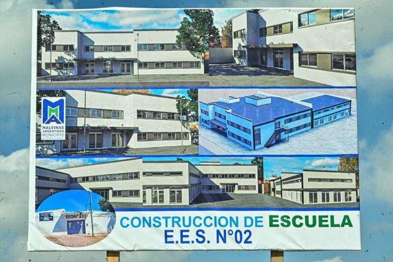 Nardini visitó la obra del nuevo edificio de la EES Nº2 de Grand Bourg