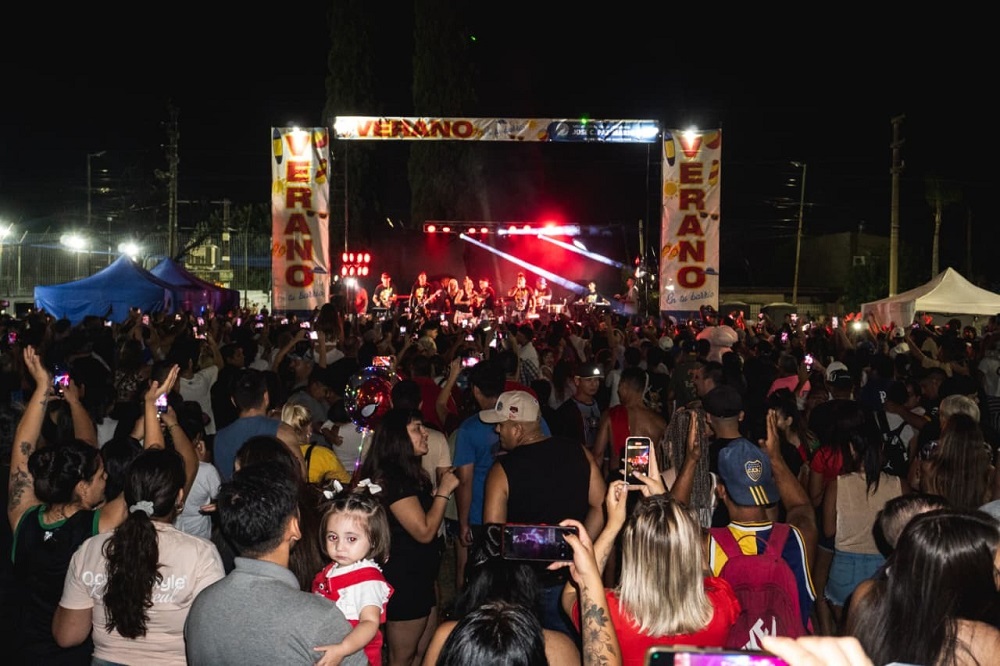 "Verano en tu Barrio" el programa que propone el intendente Ishii convoco a miles de vecinos