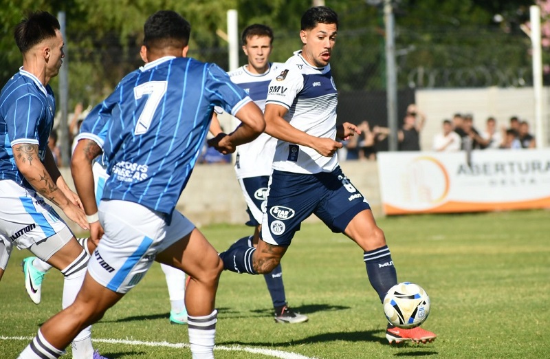Acassuso sigue a toda marcha y gano jugando muy bien a Racing de Córdoba