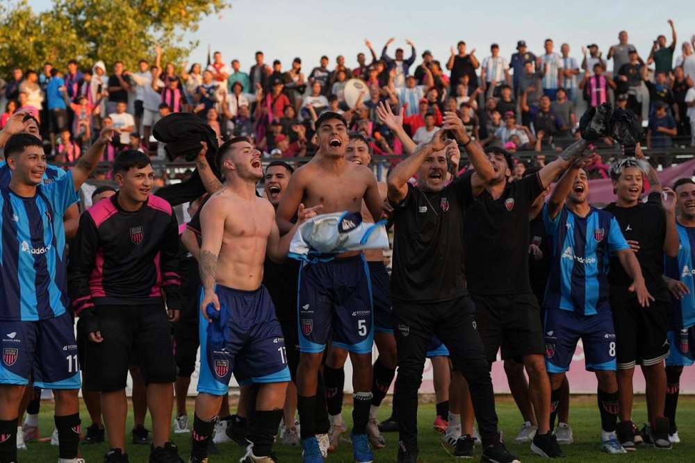 Atlético Escobar, el campeón bonaerense que jugara en el Federal A de AFA