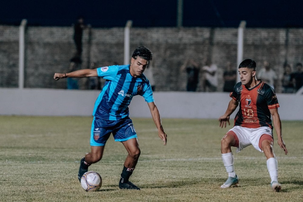 Atlético Escobar y otro paso para alcanzar la gran final por el ascenso al Federal A