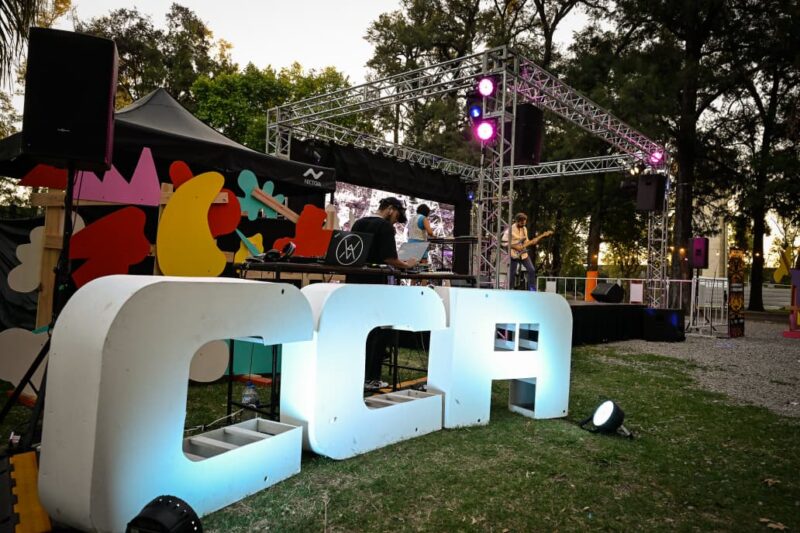 “Casa Abierta” en la CCA cerró el verano con tres noches de música y encuentro en Malvinas Argentinas