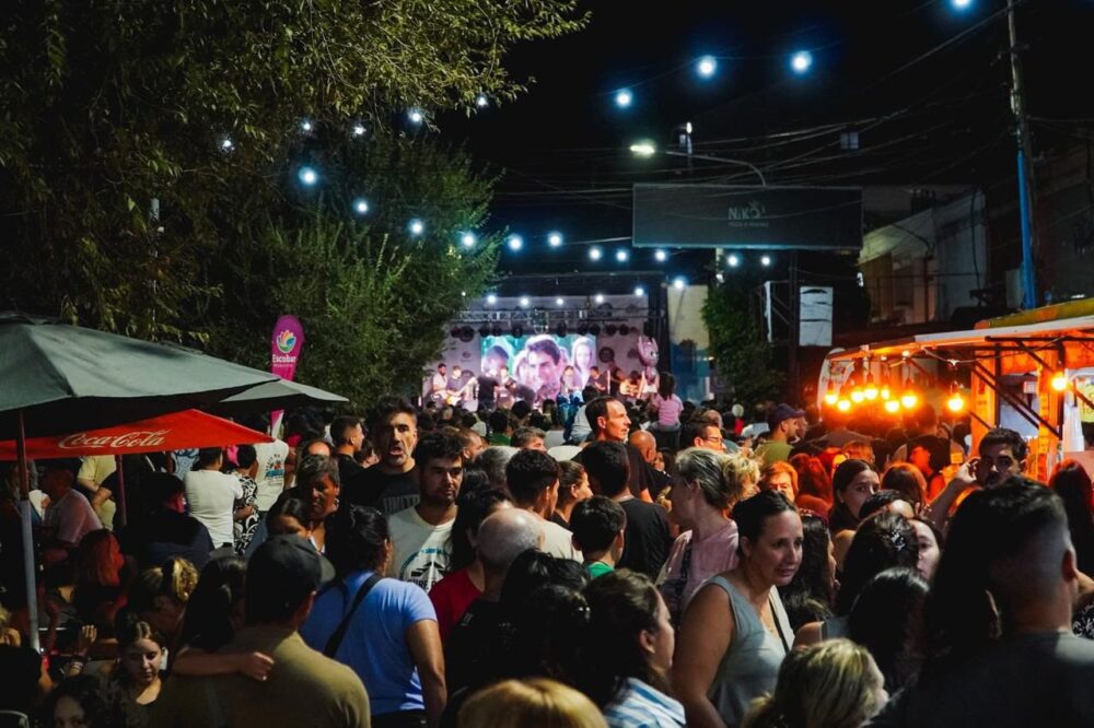 Este sábado, nueva edición de la Peatonal Ochentosa