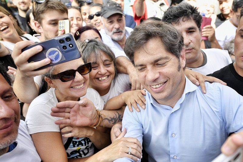 Kicillof en la marcha “Esta reforma laboral la armaron con amenazas y extorsiones”