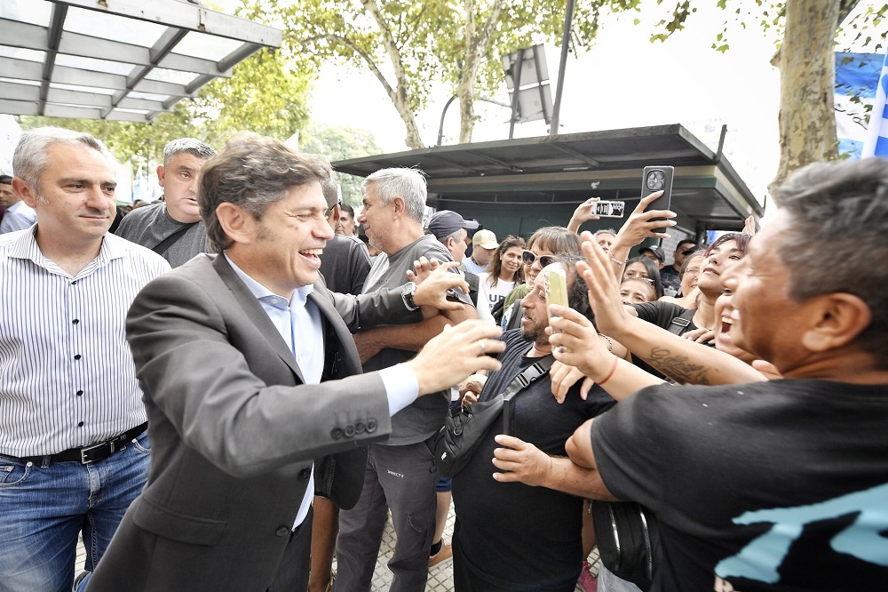 Kicillof en la marcha “Esta reforma laboral la armaron con amenazas y extorsiones”