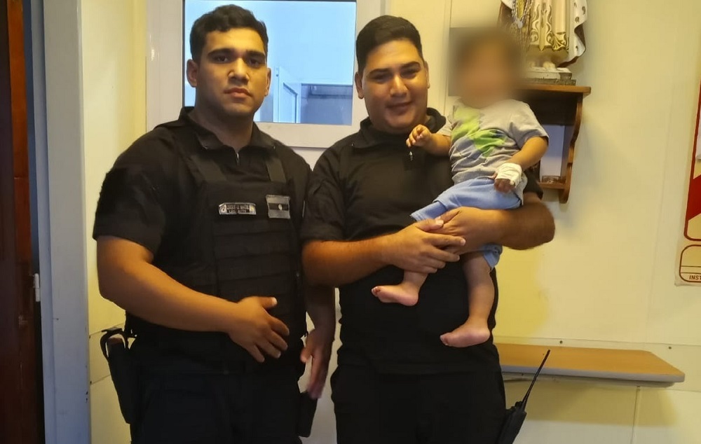 La Policía Municipal salvó la vida de un bebé en Escobar