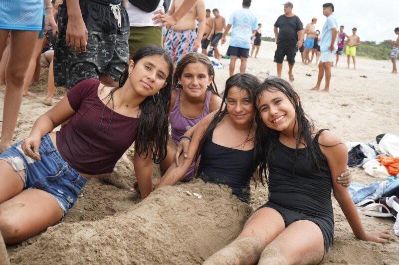“Mi Primer Viaje al Mar”: 180 chicos y chicas de Escobar disfrutaron de la Costa gracias al programa municipal