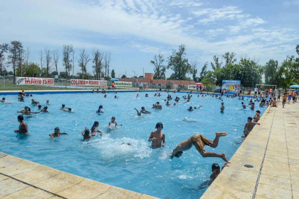 Miles de chicos de José C. Paz disfrutan de la colonia de verano municipal Caritas Felices 2026
