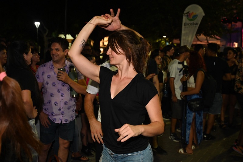 Peatonal de Salsa y Bachata, Alma Bohemia y Motorock eventos destacados del Finde en Escobar