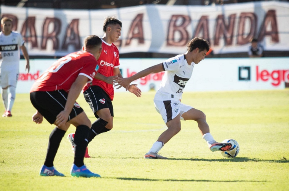 Platense cayo ante Independiente injustamente en Vicente López