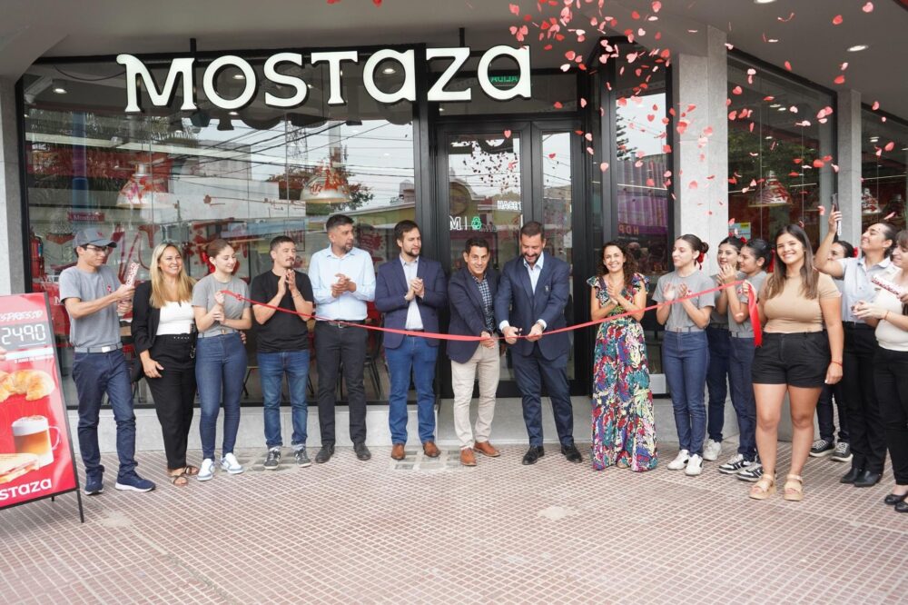 Portal Municipal de Empleo el nuevo Mostaza de Escobar incorporó a 60 trabajadores del distrito