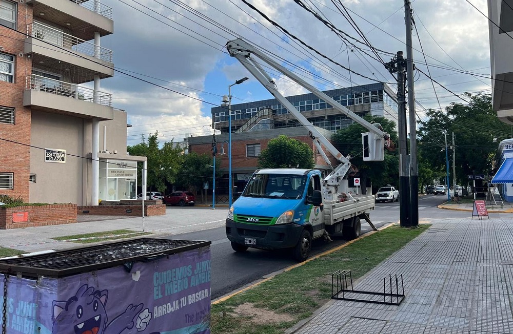 El Municipio retiró 2,5 km de cableado peligroso y sancionó a siete empresas