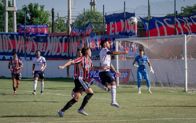 Chacarita cayo ante Güemes en Santiago del Estero