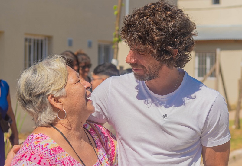 Juan Andreotti entregó viviendas a 25 familias numerosas de San Fernando