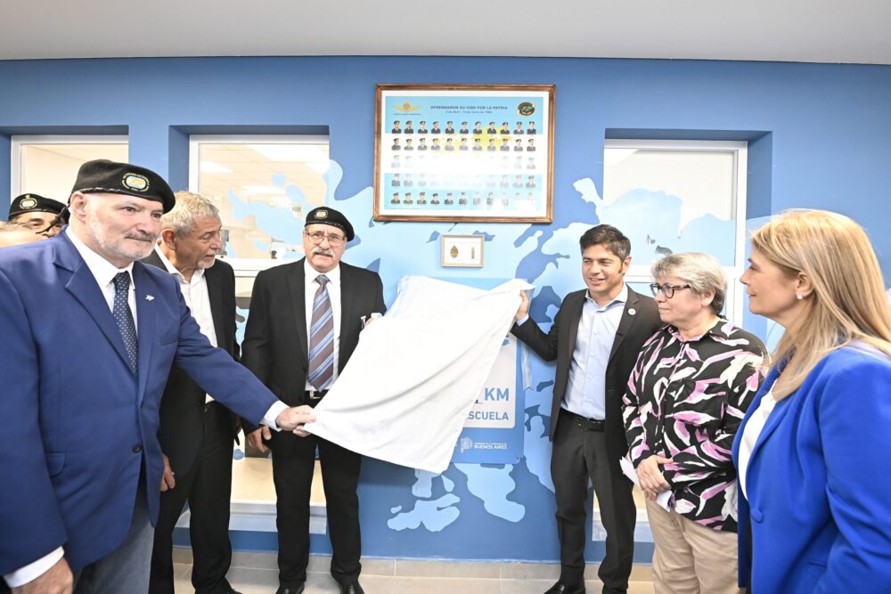 Kicillof dio inicio al ciclo lectivo del nivel secundario