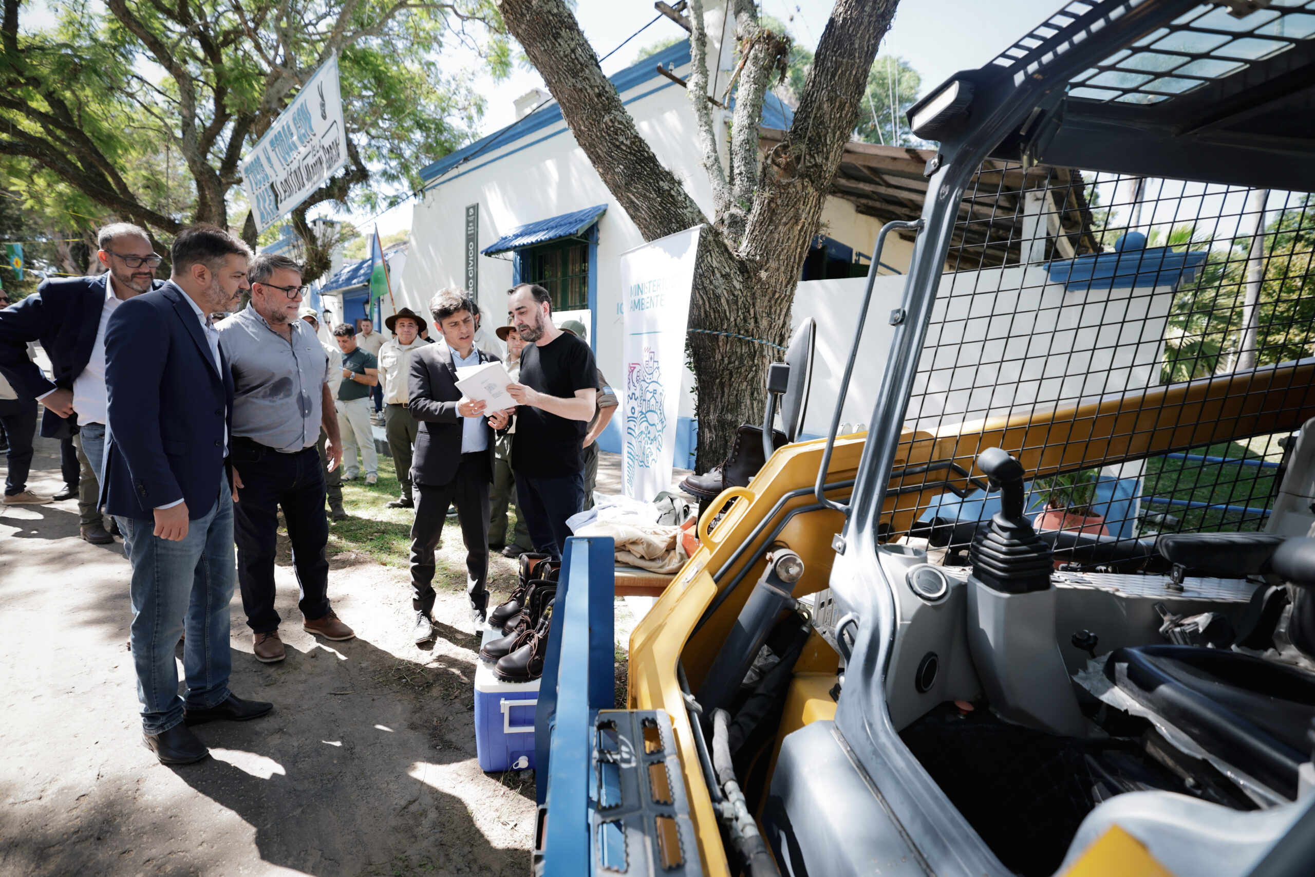 Kicillof inauguró la nueva red de distribución de agua potable en la Isla Martín García