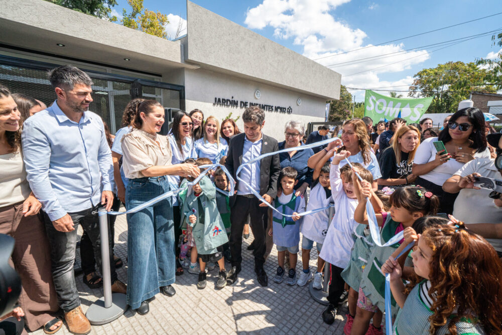 Mariel Fernández y Kicillof inauguraron el nuevo edificio del Jardin N°932