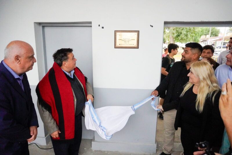 Mario Ishii, inauguro la Quinta Escuela Técnica en José C. Paz
