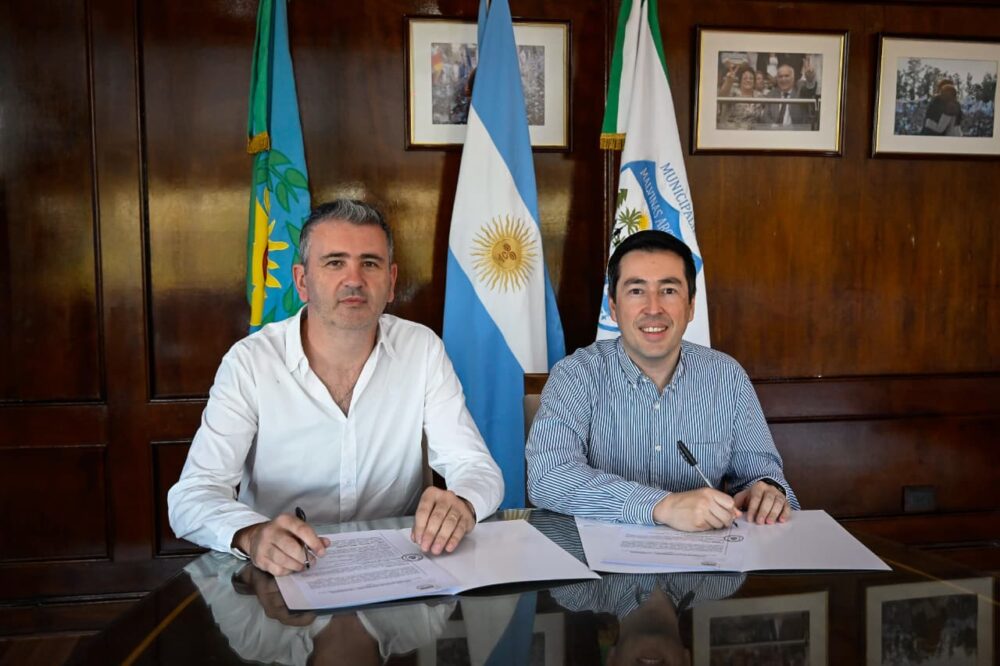 Nardini firmó un Convenio de Cooperación con el Municipio de La Falda, Córdoba