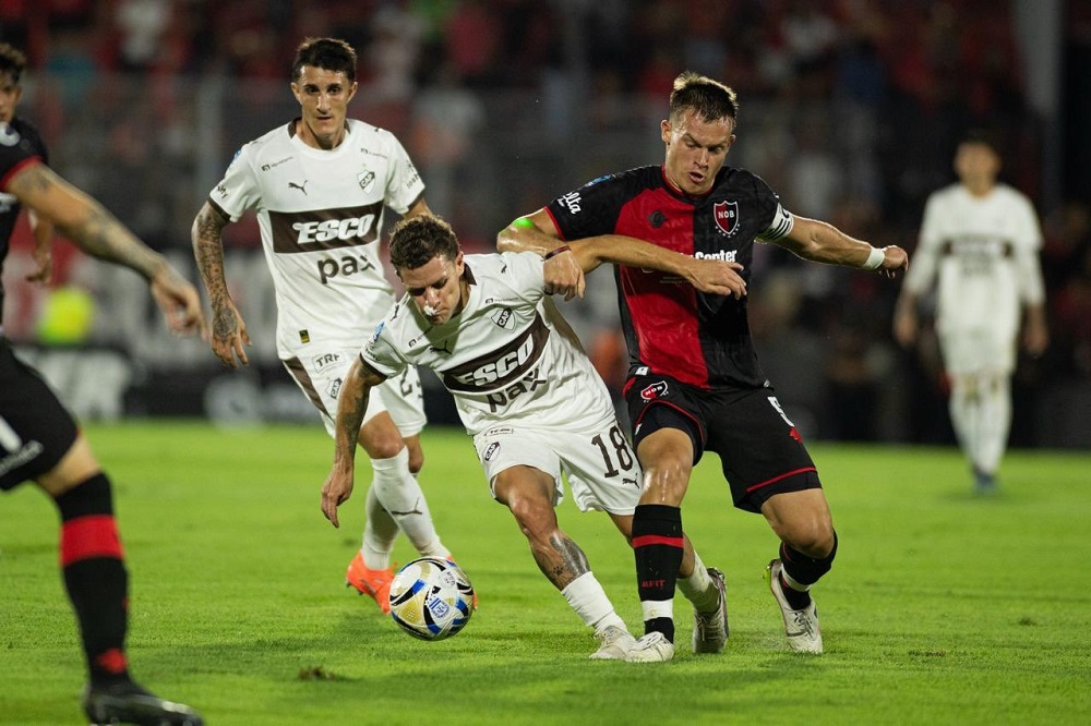 Platense peleo todo el partido y se trajo un empate de Rosario