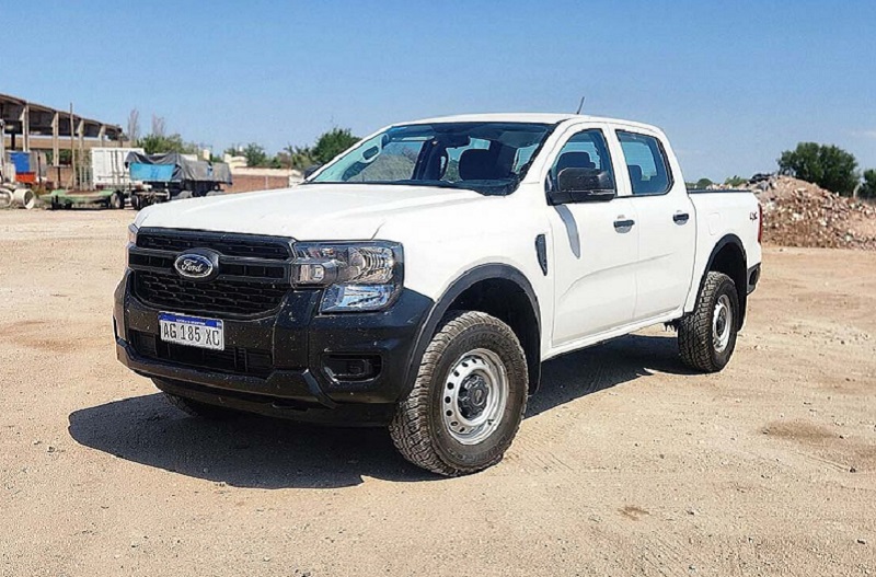 La Ford Ranger suma nuevas versiones de trabajo con opción automática