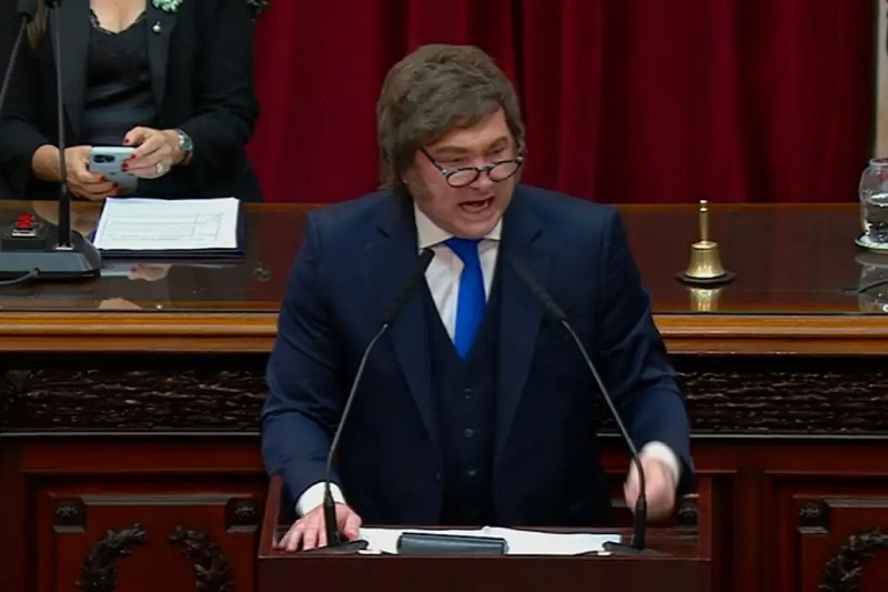 Relato, insultos y ataques a la oposición, lo que dejo Milei en el Congreso
