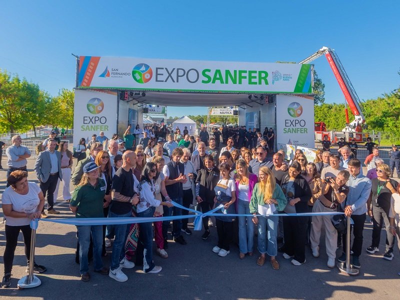 Miles de personas en “Expo Sanfer”, feria de industrias, comercios e innovación tecnológica