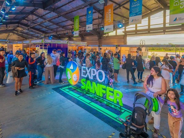 Miles de personas en “Expo Sanfer”, feria de industrias, comercios e innovación tecnológica
