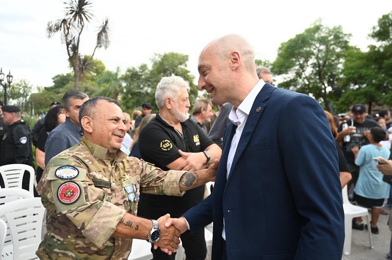 Acto por Malvinas en Escobar: Con nuevo viaje a las islas de los Veteranos gracias a un programa municipal