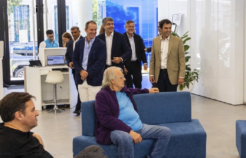 Brito se mostró con el intendente de San Isidro y la política lo ve como candidato