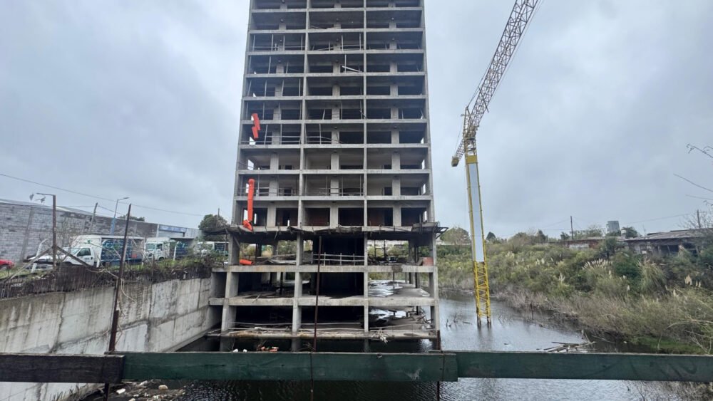 El Estado municipal impulsa en la Justicia la demolición del predio Floreal del Sol