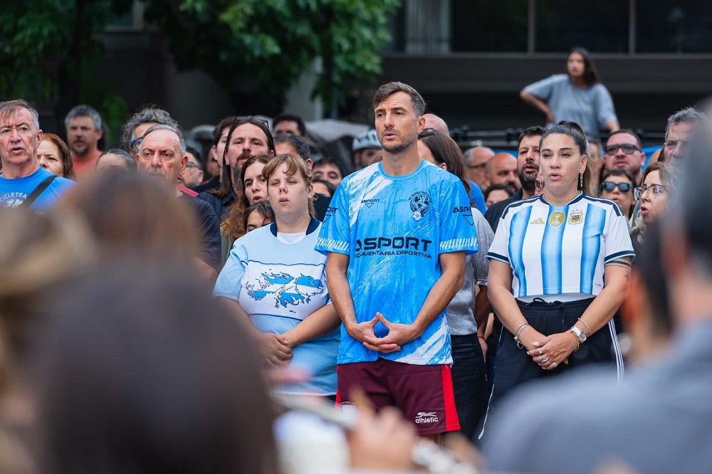 Emotivo homenaje de Morón a los veteranos y caídos en Malvinas