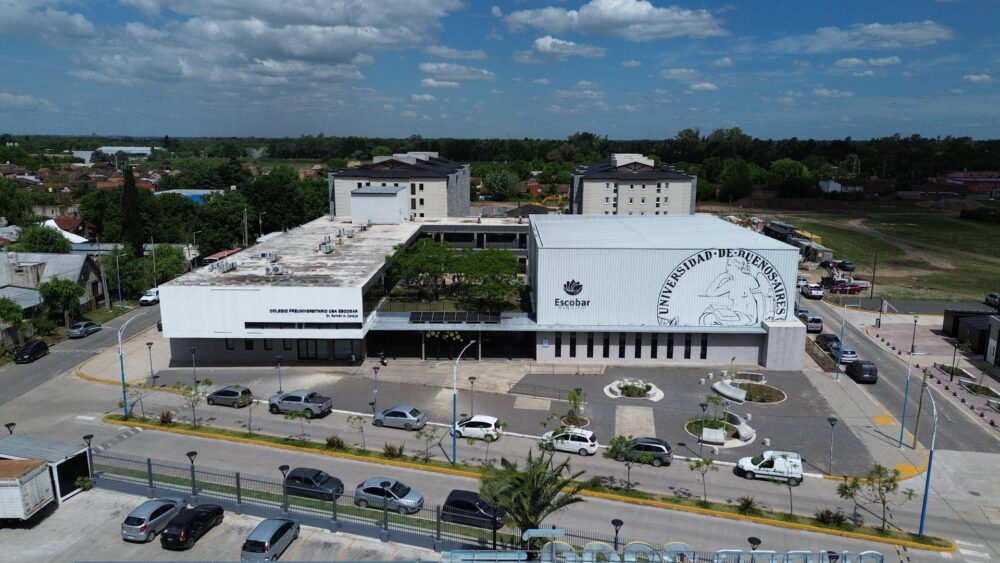 Estudiantes del Colegio Cereijo acceden a becas de la Universidad Di Tella