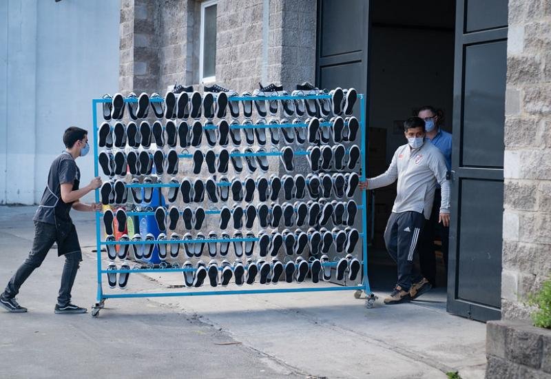 Famosa empresa de calzado cierra su planta en Beccar y pasará a importar desde Asia