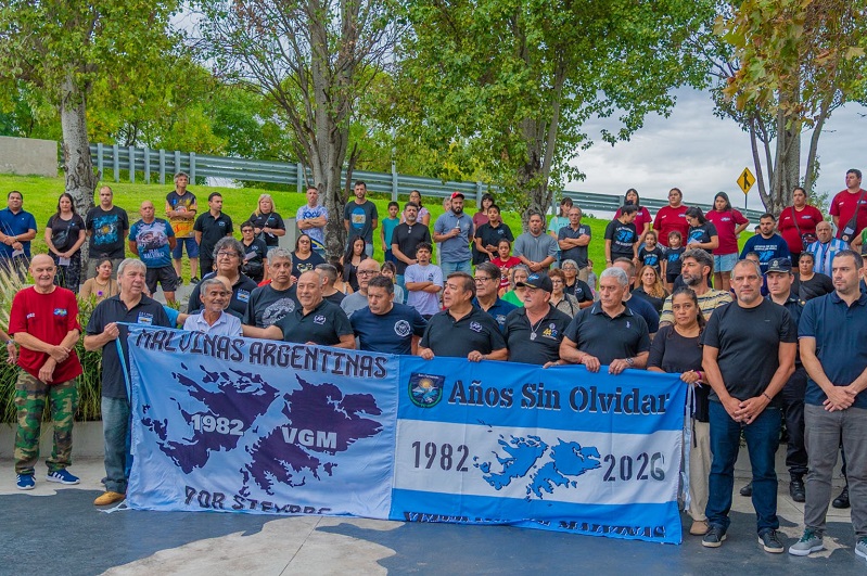 Juan Andreotti acompañó el homenaje a los Héroes de Malvinas sanfernandinos