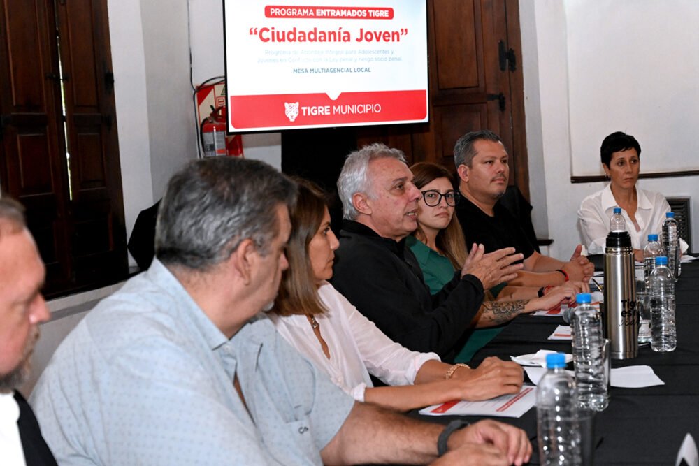 Julio Zamora, lanzó el programa Entramados Tigre Ciudadanía Joven