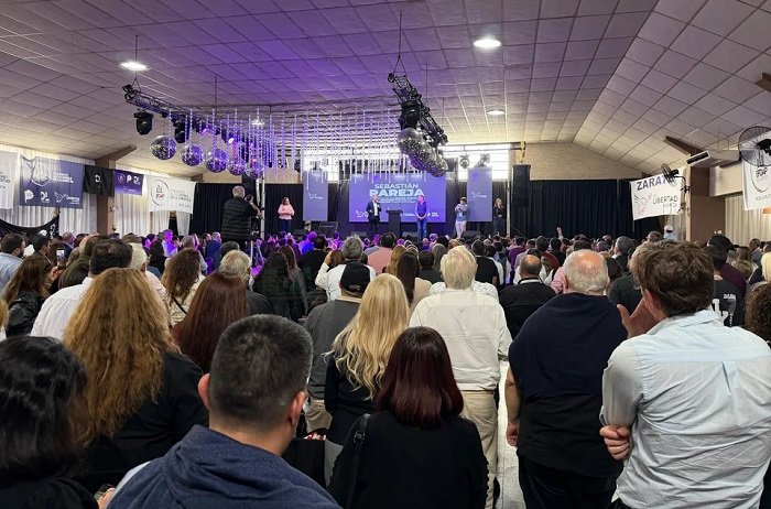 Karina Milei, Santilli y Pareja encabezaron cierre de jornada de formación de LLA en Suipacha