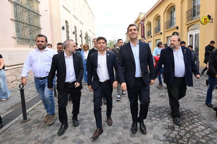Kicillof participó de actos en homenaje al Papa Francisco