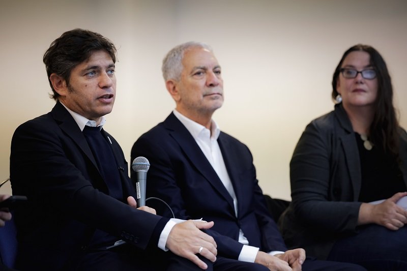 Kicillof participó de una charla con estudiantes sobre las políticas económicas de la dictadura militar
